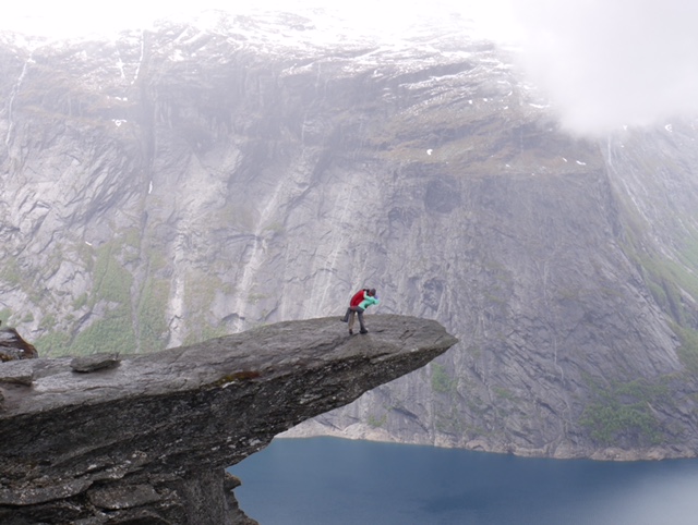 Read more about the article The Best 10 Day Norway Itinerary